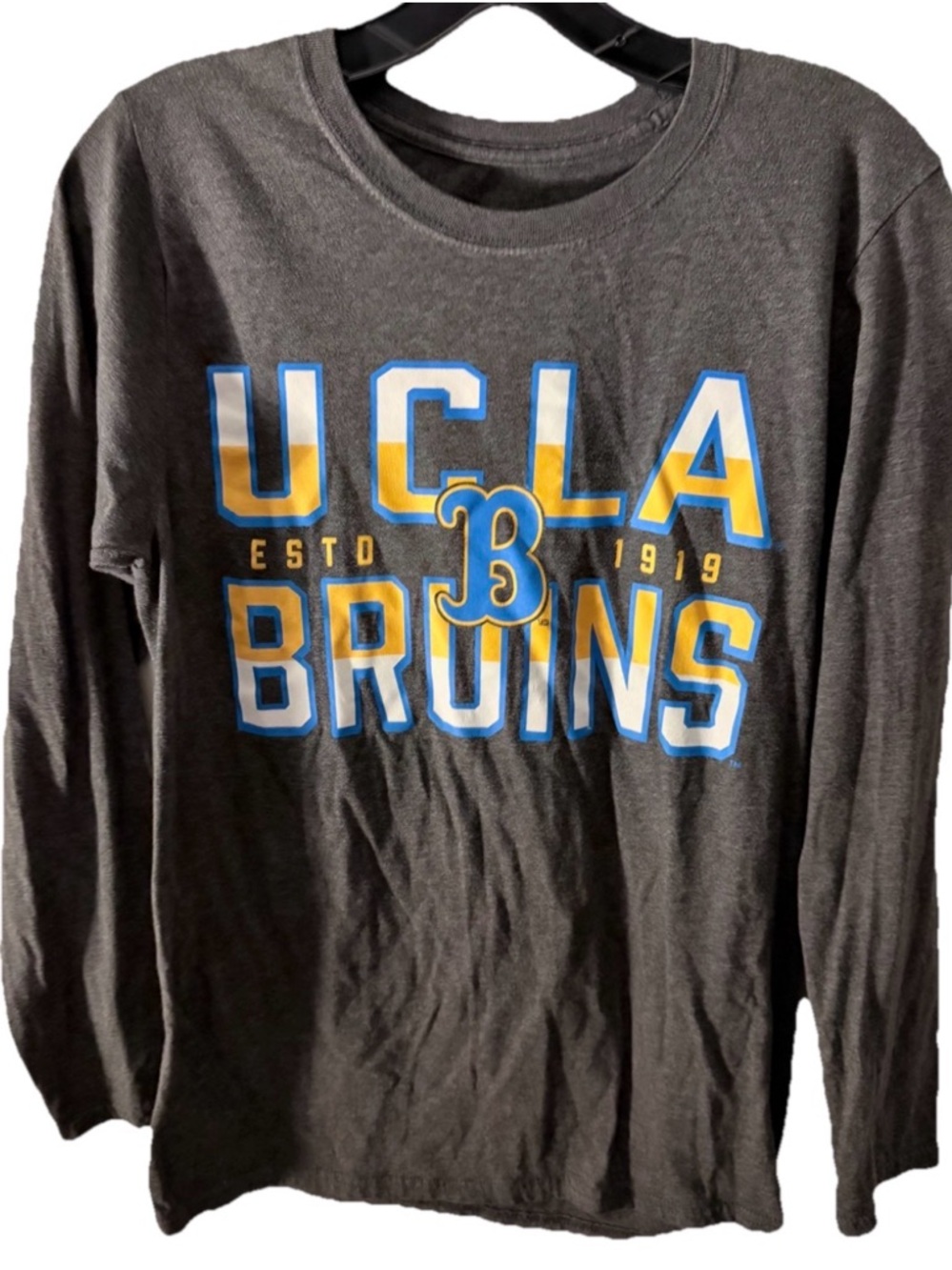 UCLA Bruins College Gray T-Shirt M NCAA Basketball‎ College University LA